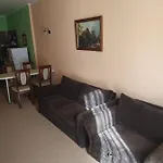 Festa Apartment *
