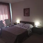Festa Apartment *